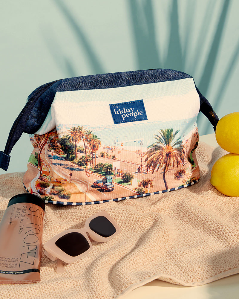 It&#39;s Friday Toiletry Bag - Postcard